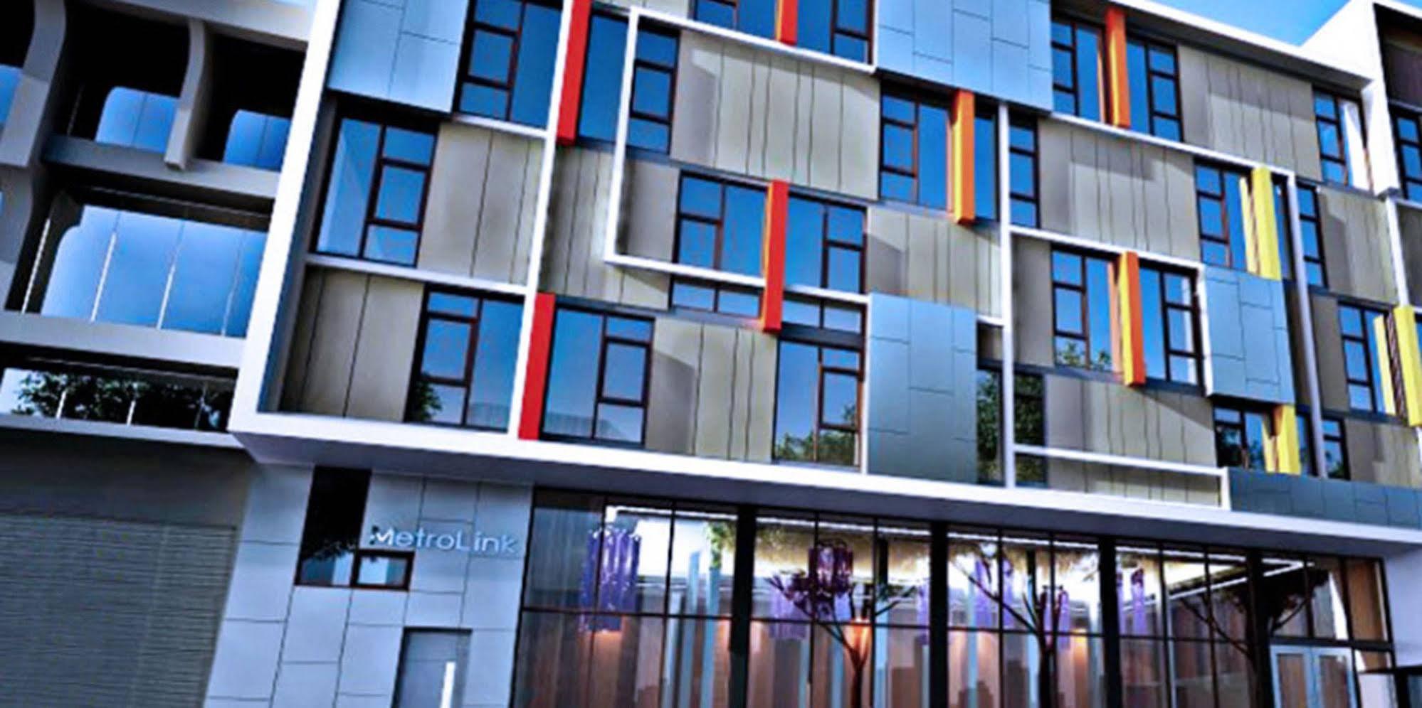 Fx Hotel Metrolink Makkasan Bangkok Buitenkant foto