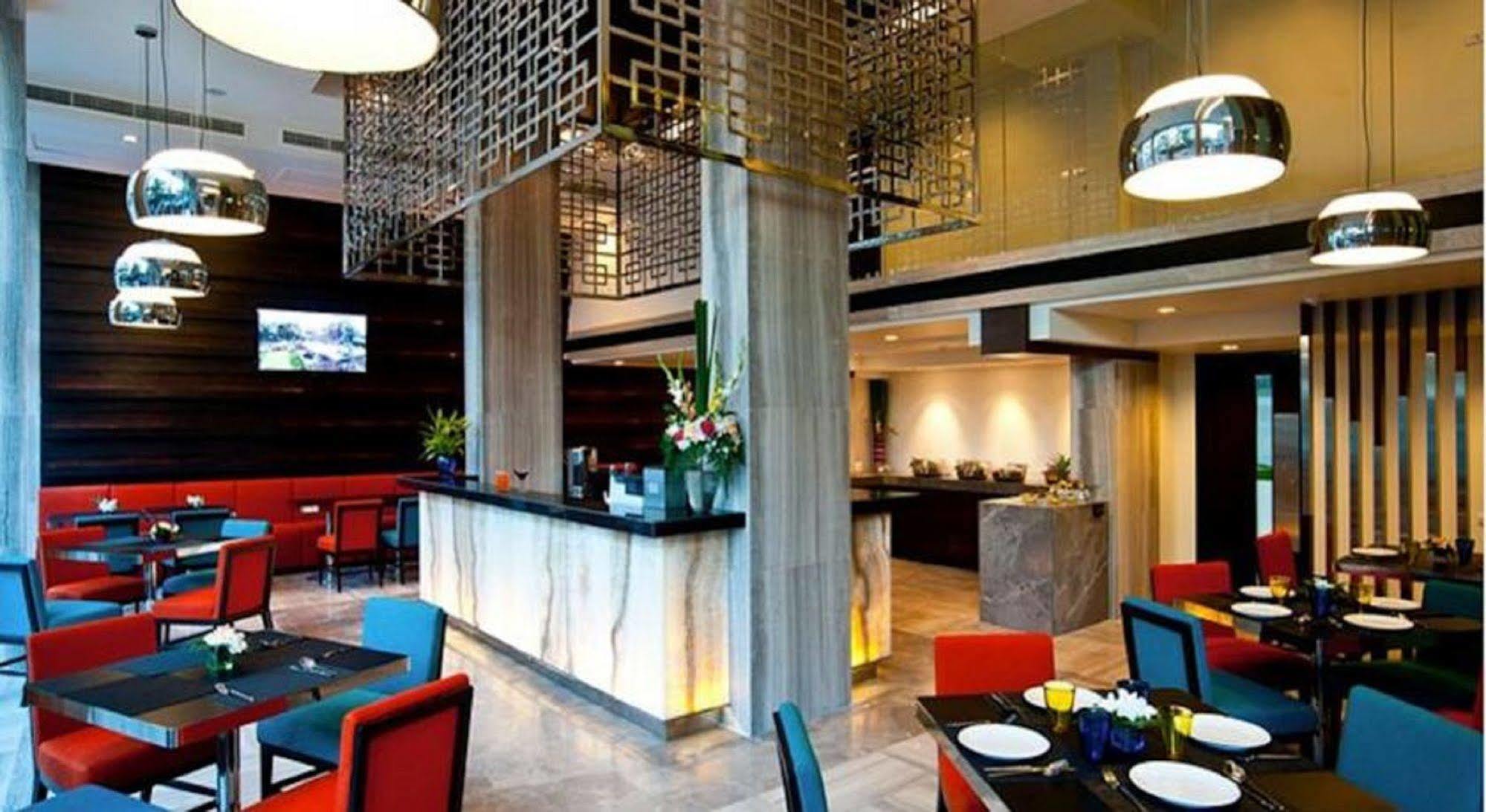 Fx Hotel Metrolink Makkasan Bangkok Buitenkant foto